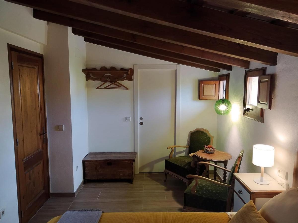 Gasthaus Mas Gibert Sant Gregori Exterior foto