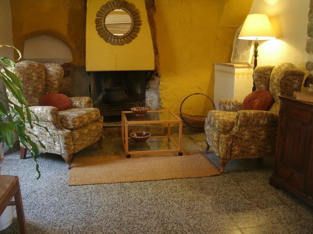 Gasthaus Mas Gibert Sant Gregori Exterior foto